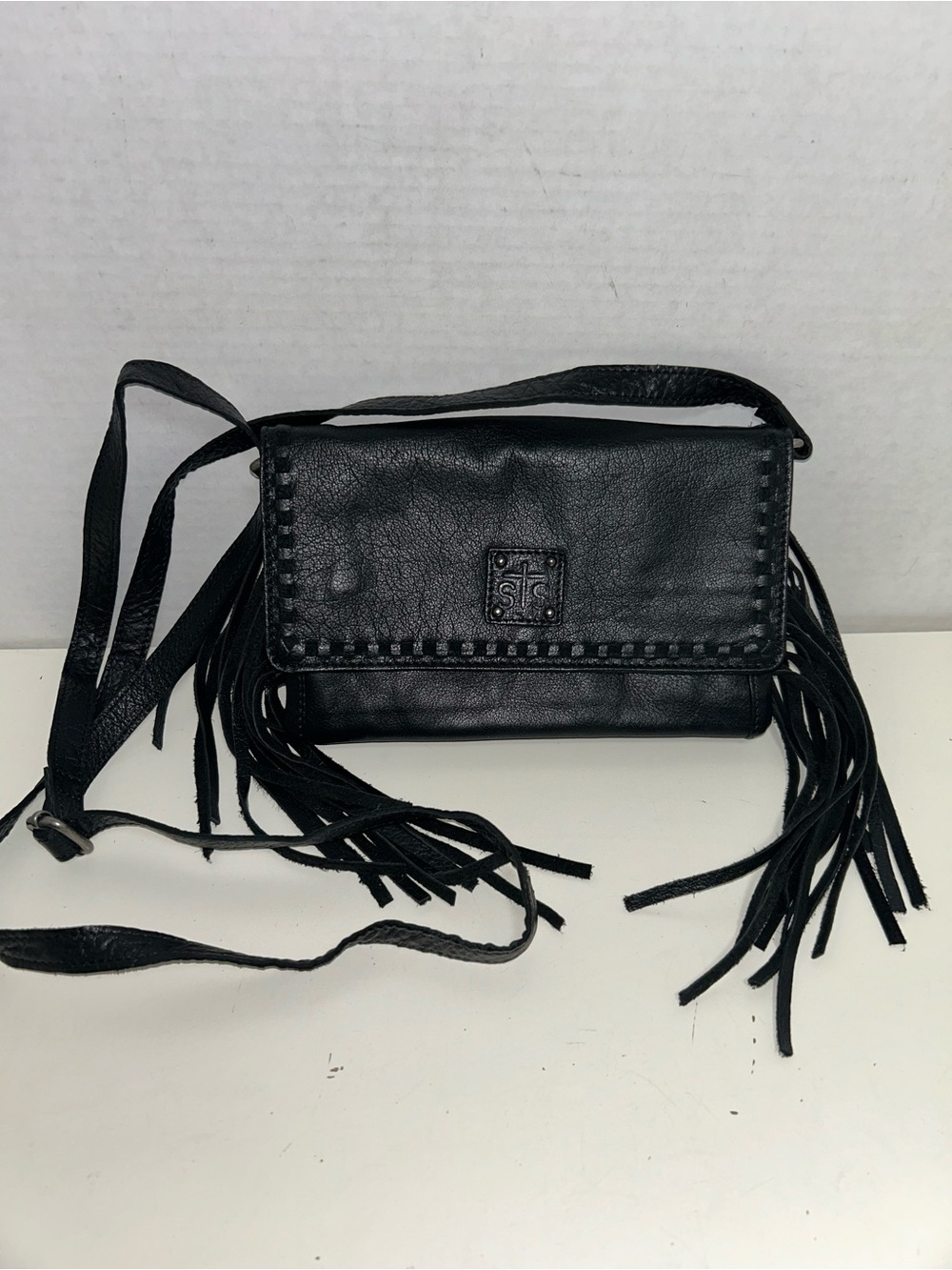 STS Ranchwear Indie Harper Black Leather Fringe Western Crossbody Shoulder Bag